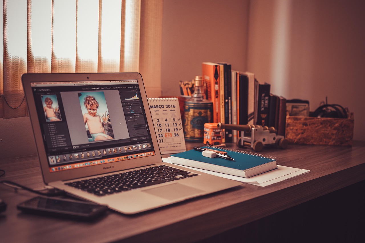 Wie gestaltet man ein gesundes Home Office?
